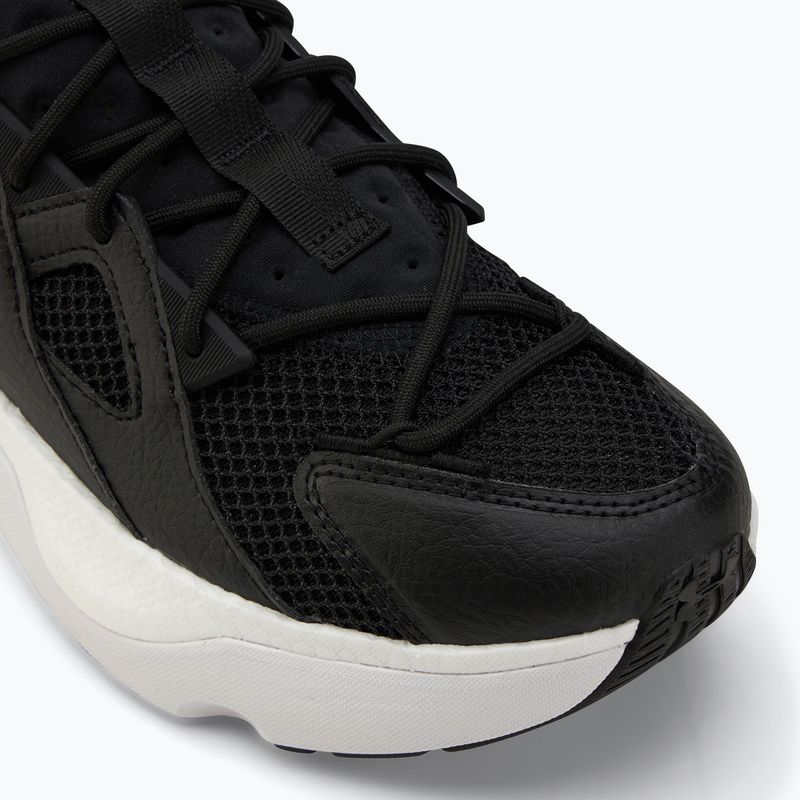 Schuhe Under Armour Infinite MVMNT SE black/white/metallic silver 7