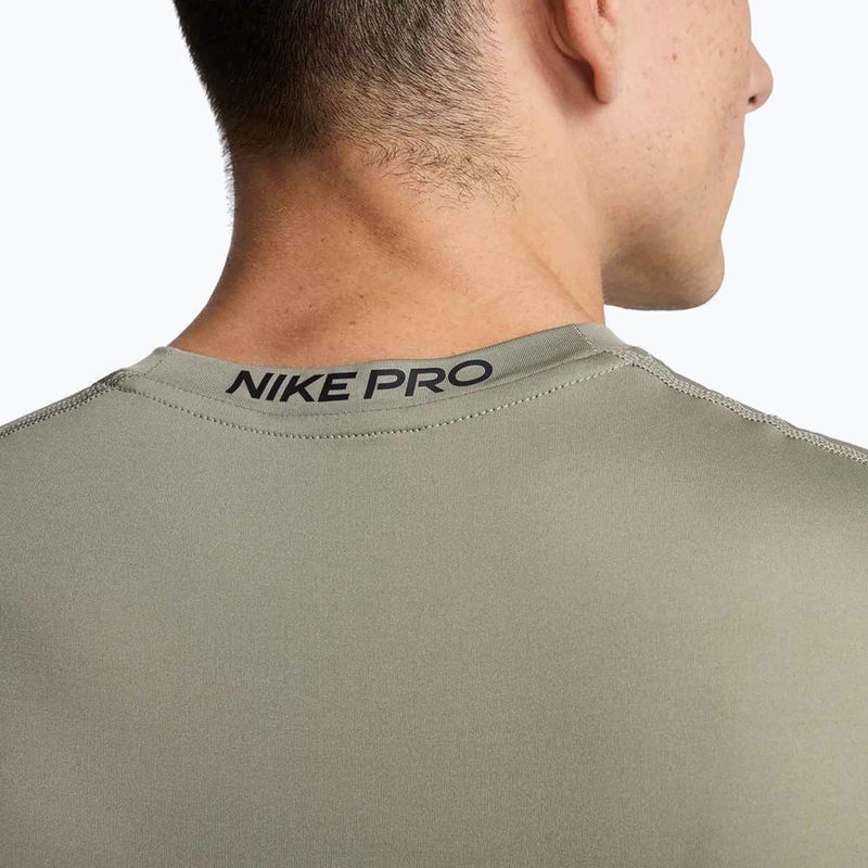 Herren Trainings-T-Shirt Nike Pro Dri-Fit Sleeveless Top light army/schwarz 5