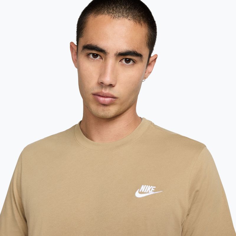 Herren-T-Shirt Nike Sportswear Club parachute beige 4