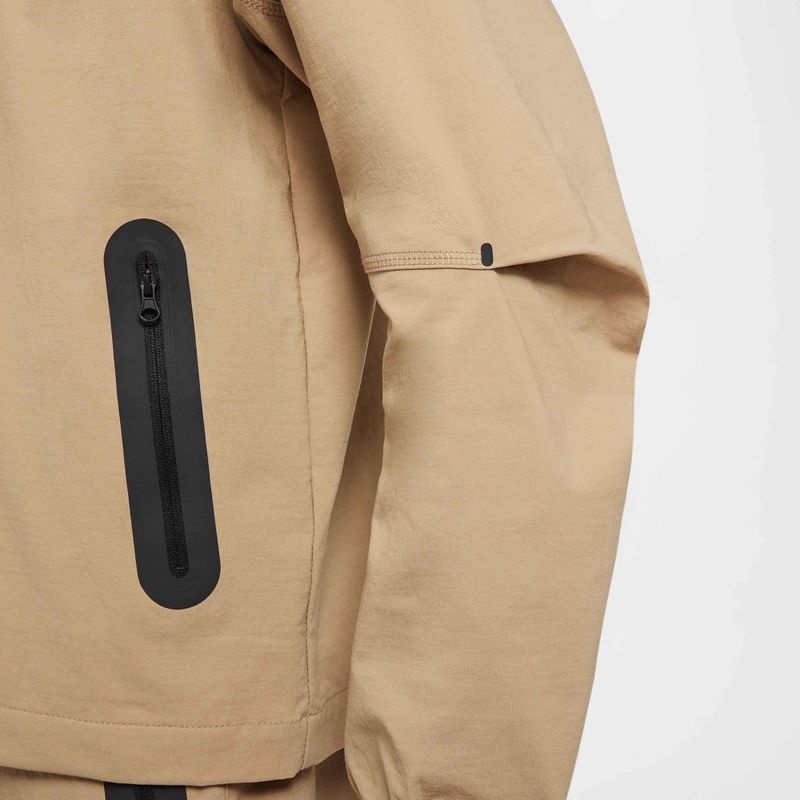 Nike Tech Woven Kinderjacke Parachute Beige/Parachute Beige/Schwarz 6