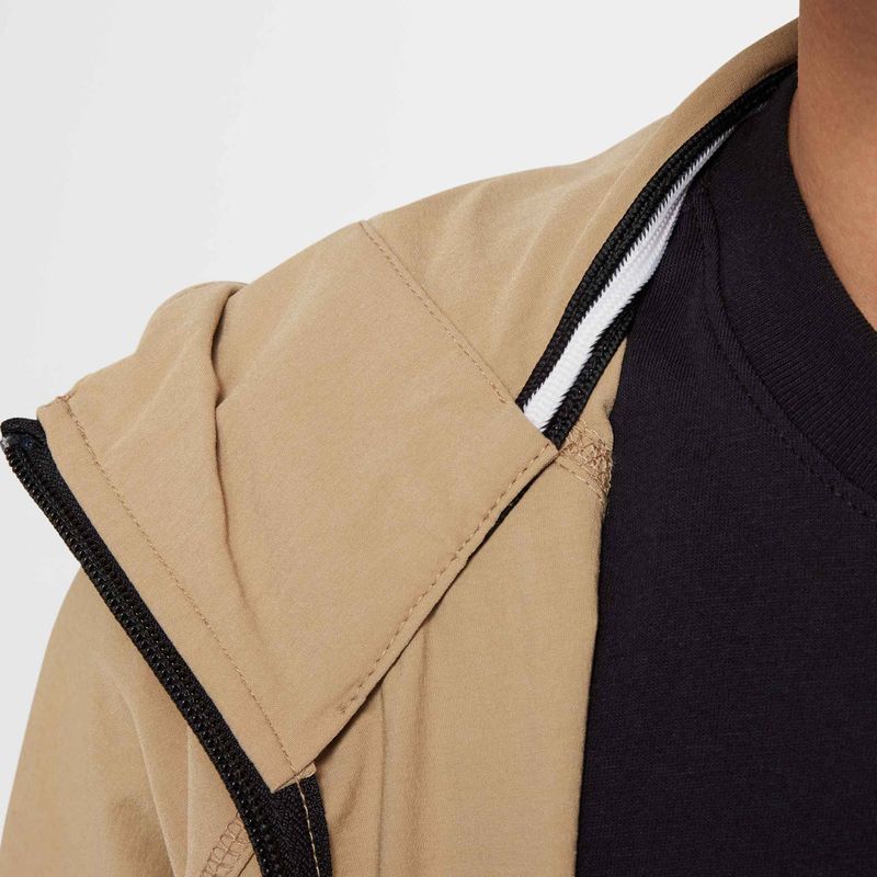 Nike Tech Woven Kinderjacke Parachute Beige/Parachute Beige/Schwarz 8