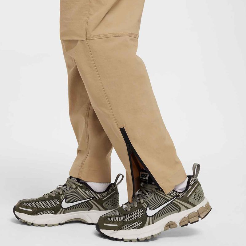 Nike Tech Woven Kinderhose Parachute beige/schwarz 9