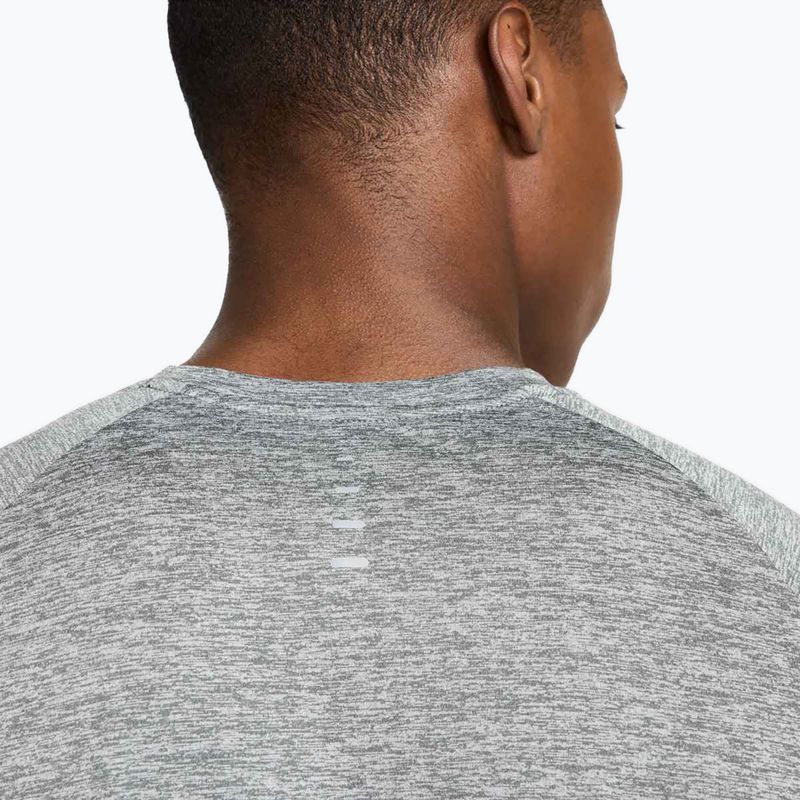 Herren Nike Stride ADV Laufshirt rauchgrau / heather 4