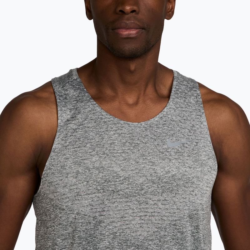 Herren-Laufshirt Nike Stride Dri-Fit ADV smoke grey/heather 5