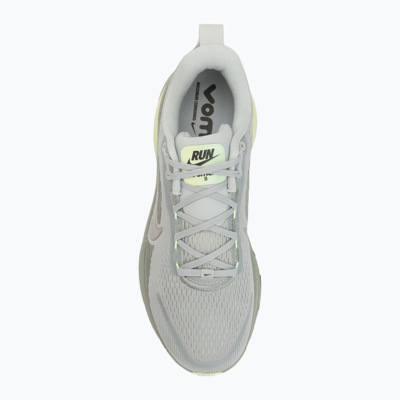 Herren-Laufschuhe Nike Vomero 18 light silver/barely volt/college grey 5
