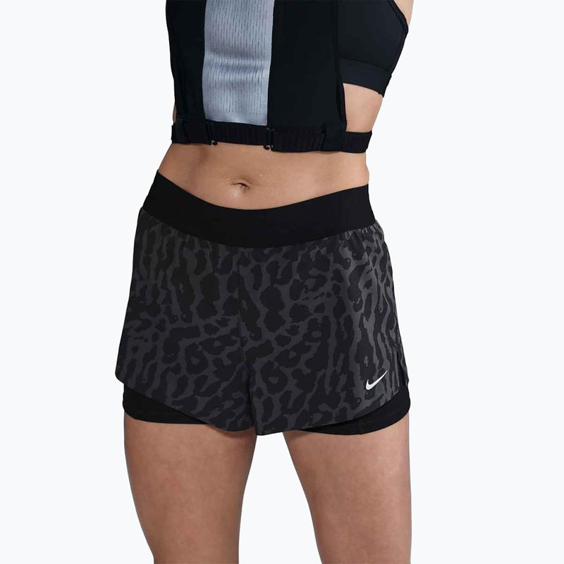 Nike Swift Dri-Fit Mid-Rise 2in1 Damen Laufshorts schwarz / schwarz