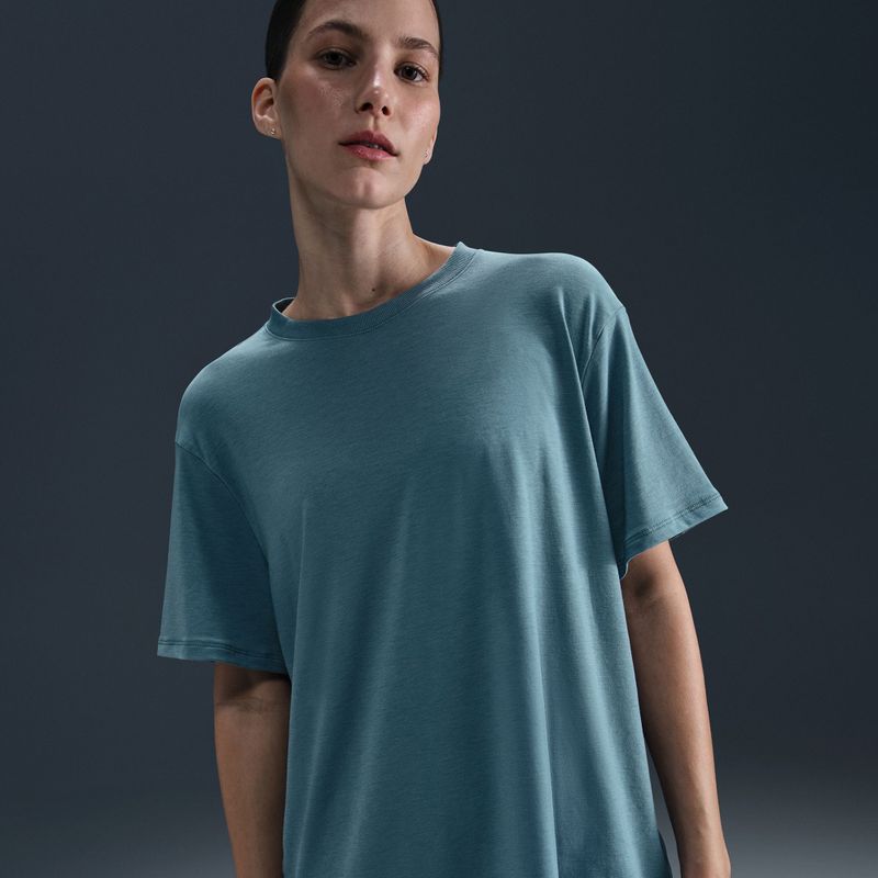 Damen-T-Shirt Nike One Relaxed Dri-Fit smoky blue/black 12