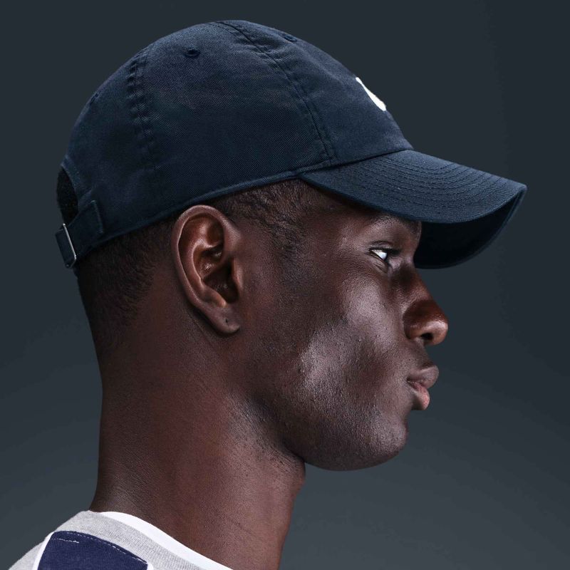 Nike Club Unstructured Futura Wash obsidian/weiß Baseballkappe 2