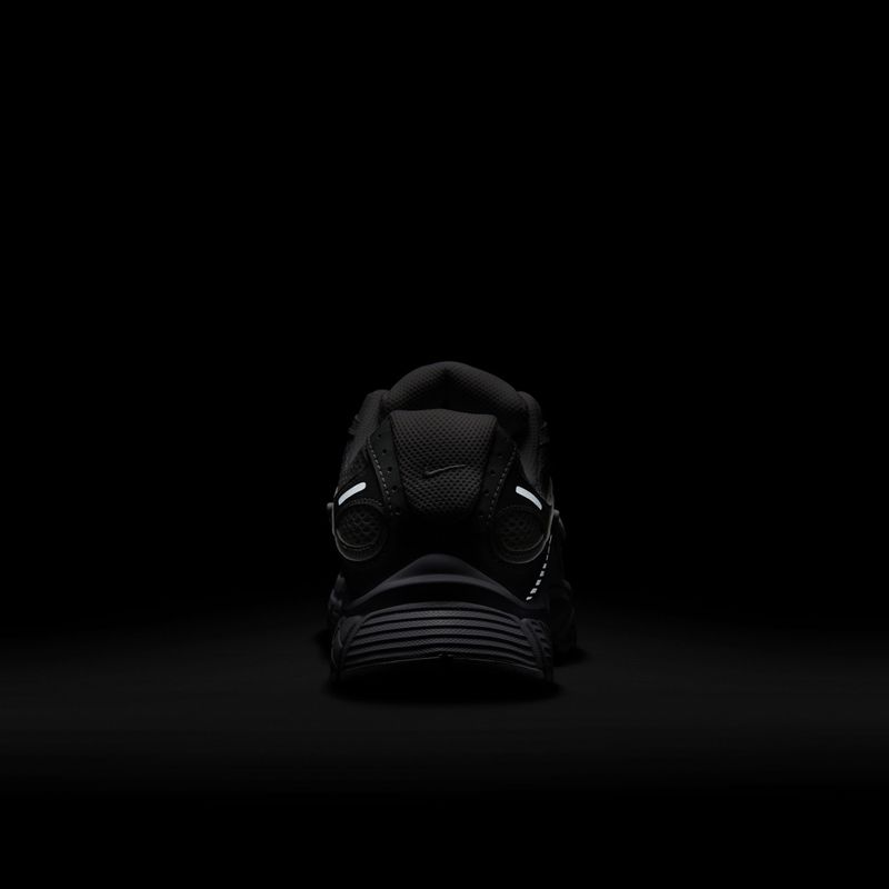 Damen-Sneaker Nike V5 RNR white/black/metallic silver/white 10