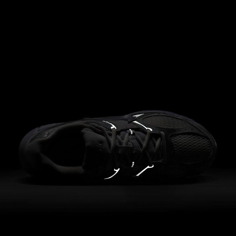 Damen-Sneaker Nike V5 RNR white/black/metallic silver/white 11