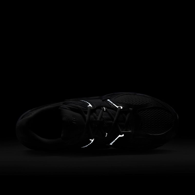 Herrenschuhe Nike V5 RNR white/black/metallic silver/white 7