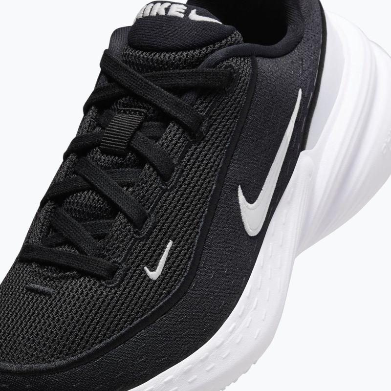 Schuhe Nike Uplift SC black/white 8