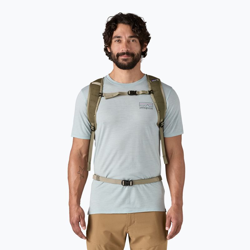 Patagonia Terravia Pack 14 l M Fluss Felsen grün Wandern Rucksack 6
