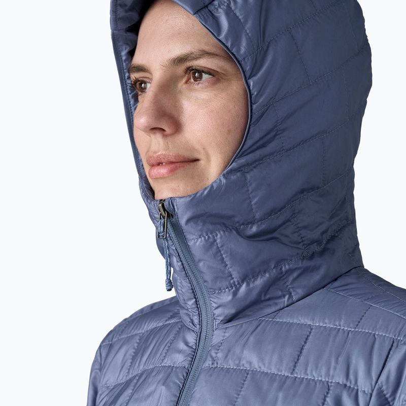 Damen Patagonia Nano Puff Hoody aktuelle blaue Daunenjacke 7