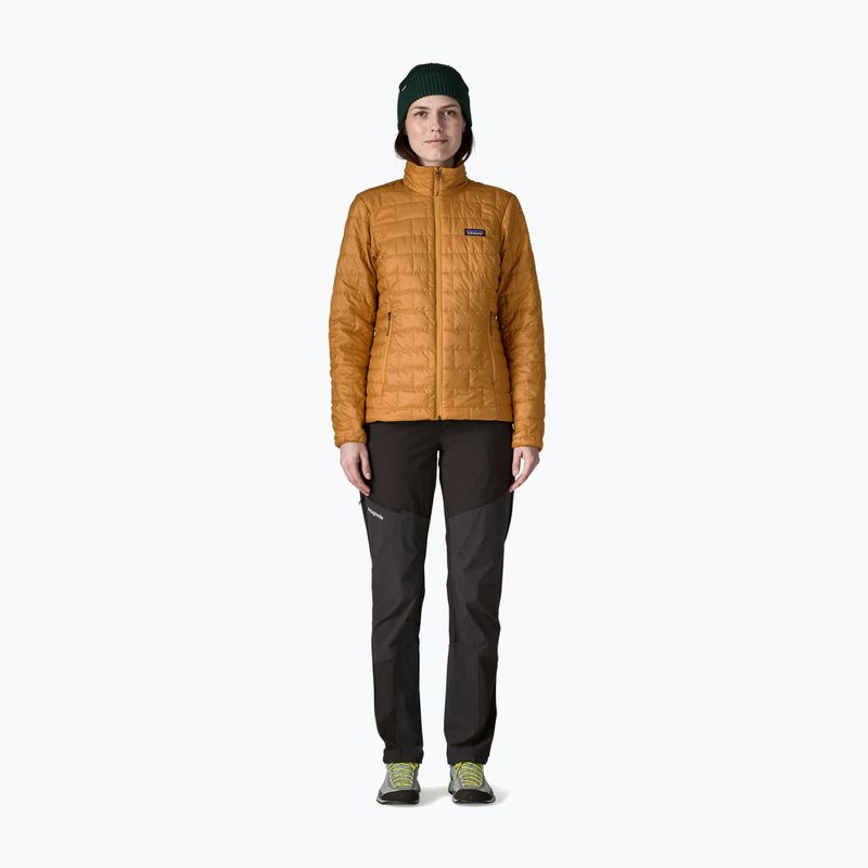 Isolierte Damenjacke Patagonia Nano Puff smolder talon gold 2