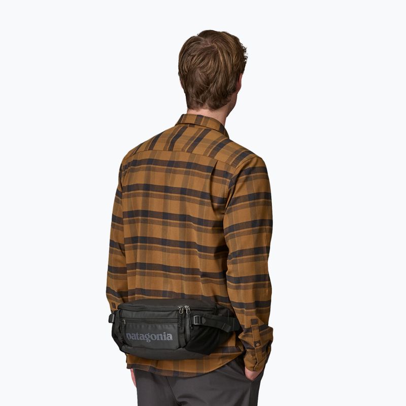 Patagonia Black Hole Waist Pack 5 l schwarz / schwarz Nierentasche 5