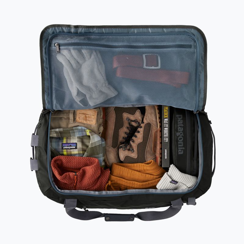 Patagonia Reiseveranstalter Black Hole Cube 3 l schwarz / schwarz 4