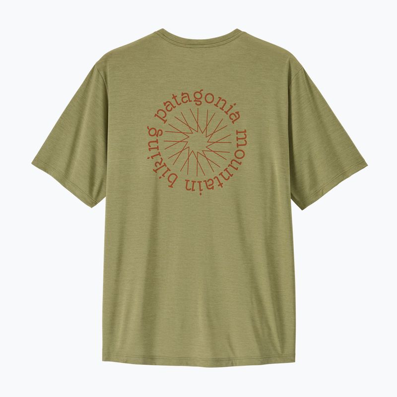 Herren-Trekkingshirt Patagonia Cap Cool Daily Shirt - Spoke Stencil gumtree green - light gumtree green x-dye 2