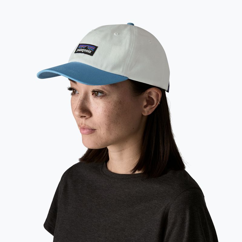 Basecap Patagonia P-6 Label Trad birch white w/shore blue 2