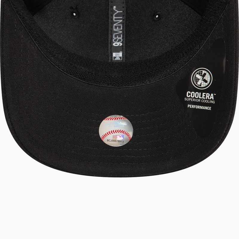 Neue Era Monchrome 9Seventy New York Yankees Baseballkappe schwarz 5