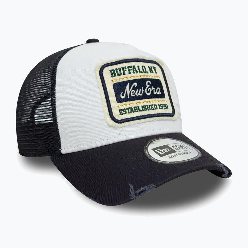 Neue Era NE Patch Distressed Trucker Kappe weiß