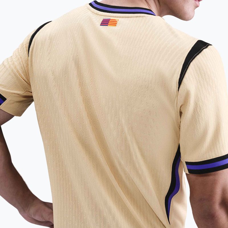 Herren-Fußballtrikot Nike FC Barcelona 2025/26 Match Away Team Gold/Team Gold/Persian Violet/Black 5