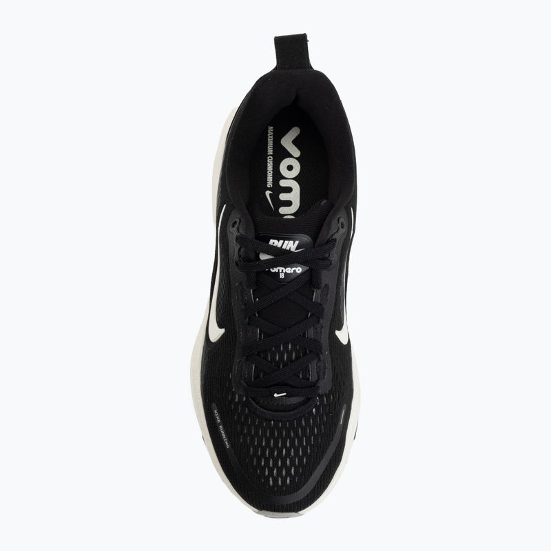 Kinder-Laufschuhe Nike Vomero 18 black/coconut milk/iron ore/summit white 5