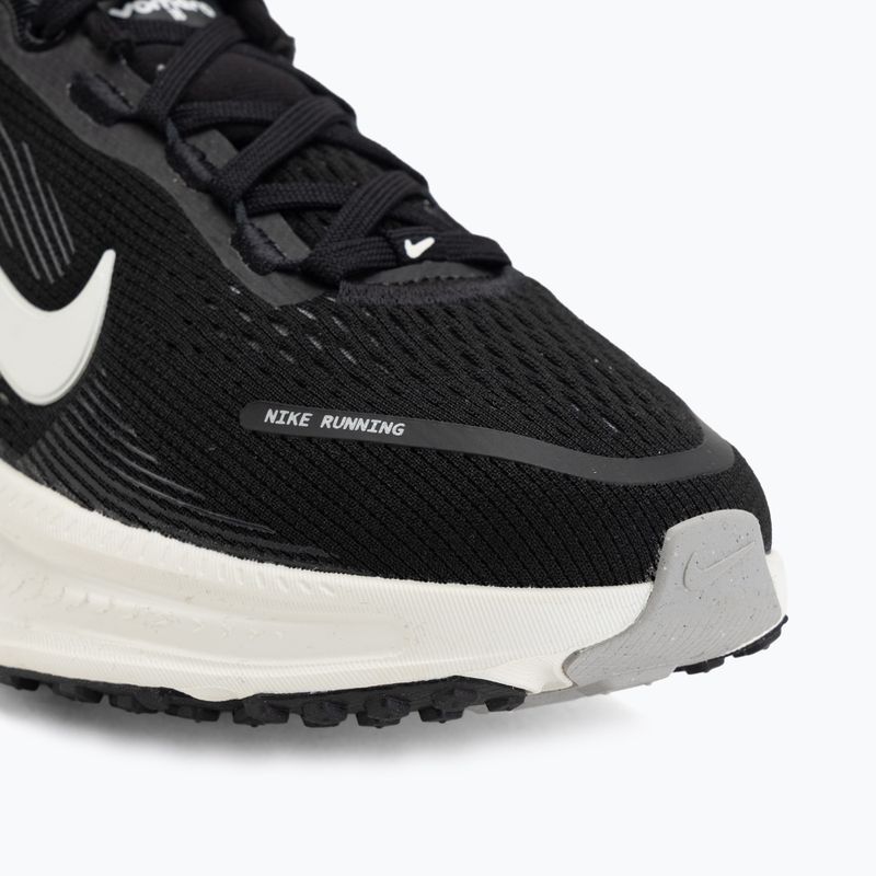 Laufschuhe Nike Vomero 18 black/coconut milk/iron ore/summit white 7