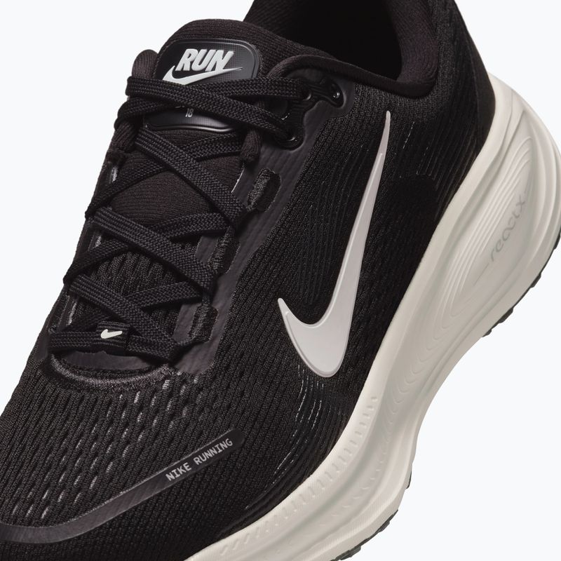 Laufschuhe Nike Vomero 18 black/coconut milk/iron ore/summit white 11