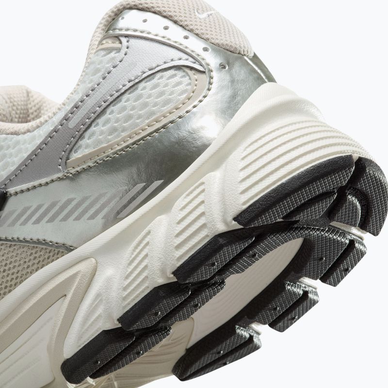 Damen-Schuhe Nike V5 RNR summit white/sail/black/light orewood brown 8