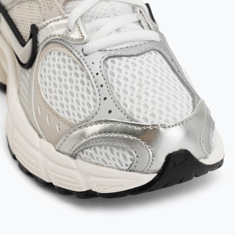 Damen-Schuhe Nike V5 RNR summit white/sail/black/light orewood brown 7