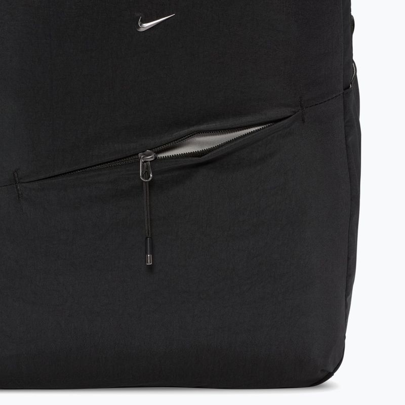 City-Rucksack Nike Aura 24 l black/black/gunmetal 6