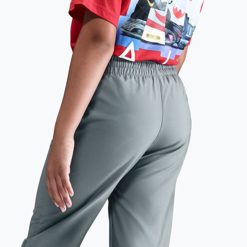 Kinder-Trainingsanzug Nike Sportswear Woven smoke grey/light smoke grey/white 7