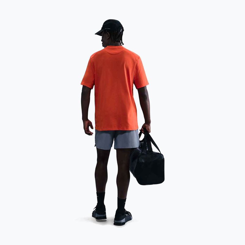 Herren Trainings-T-Shirt Nike Dri-Fit Primary picante rot 3