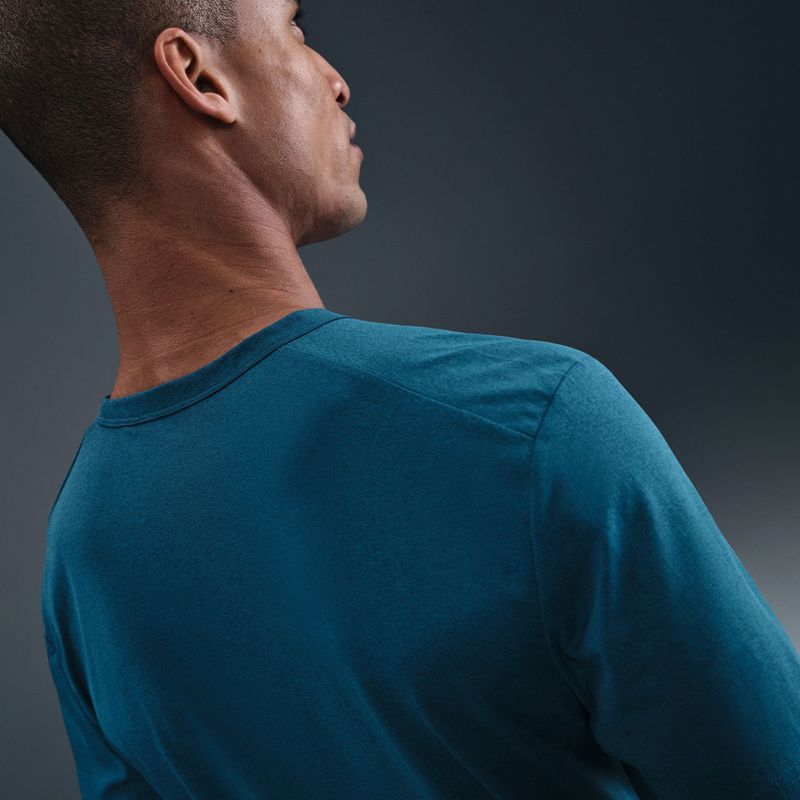 Herren T-Shirt Nike Hyverse Dri-Fit UV Top blue force/still red 7