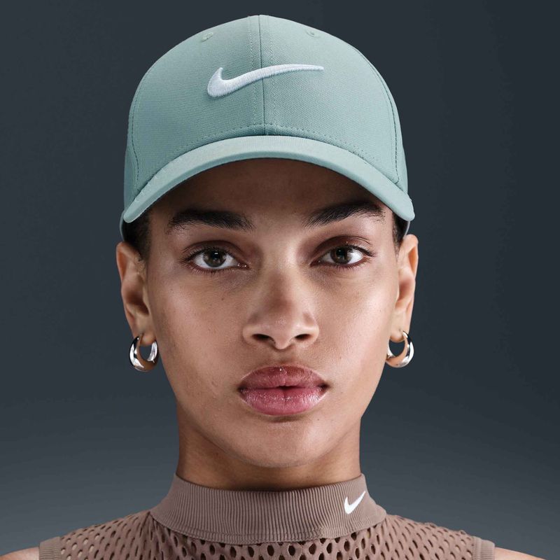 Nike Dri-FIT Club Kanone/weiße Baseballkappe 5