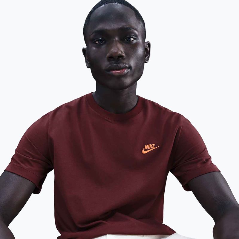 Herren T-Shirt Nike Sportswear Club dark team red 4