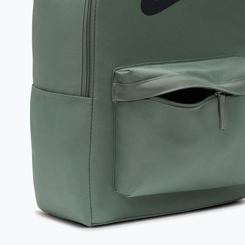 Rucksack Nike Heritage 25 l clay green/clay green/black 6