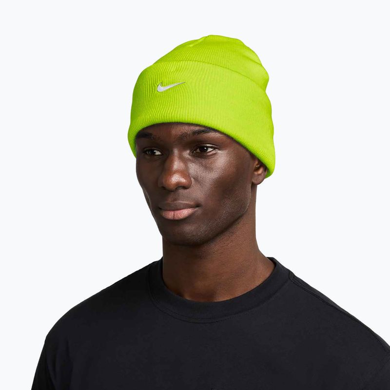 Wintermütze Nike Peak Swoosh Beanie cyber/white 2