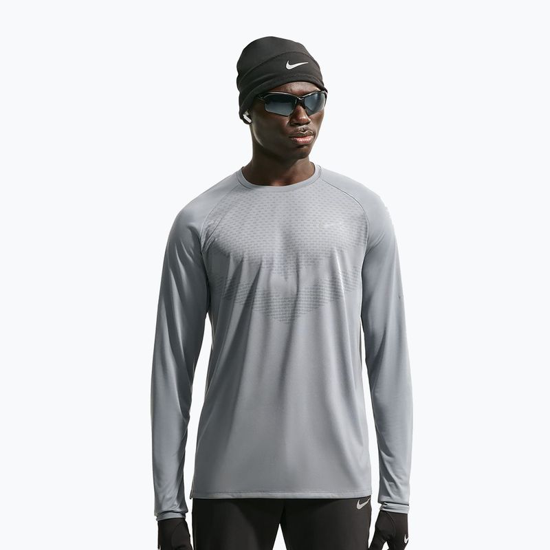 Lauf-Langarmshirt für Herren Nike Stride Dri-Fit ADV Smoke Grey