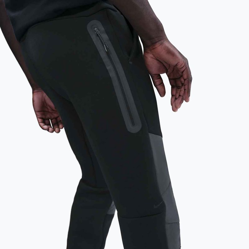 Herren-Jogginghose Nike Tech Joggers black/dark smoke grey/metallic gold 5