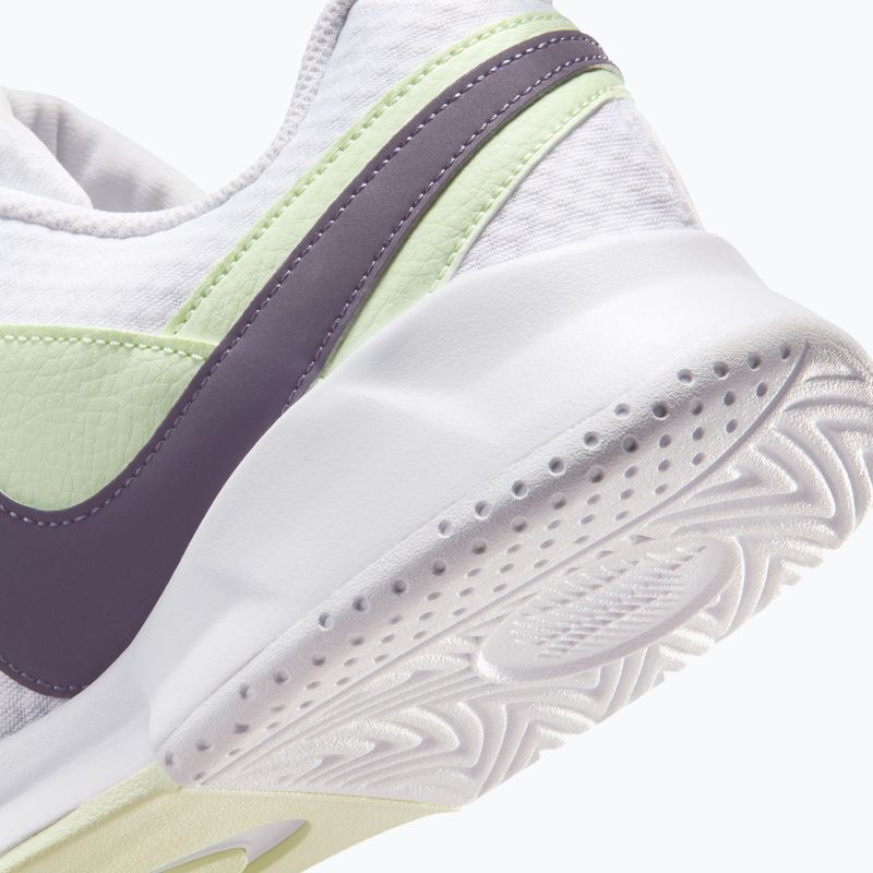 Herrenschuhe Nike Court Lite 4 white/volt tint/dark raisin 9