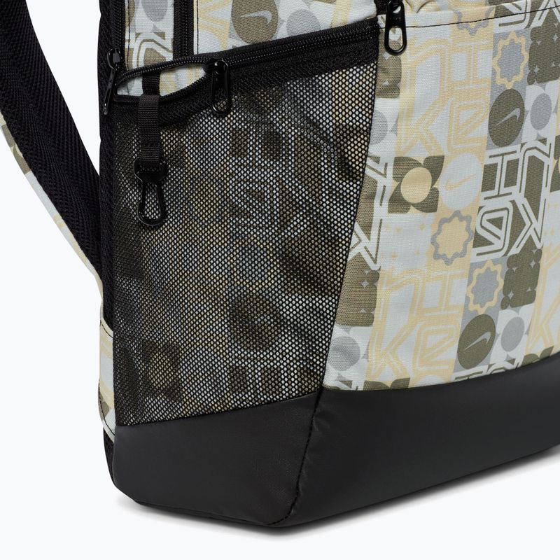 Trainingsrucksack Nike Brasilia 9.5 24 l off white/black/white 8