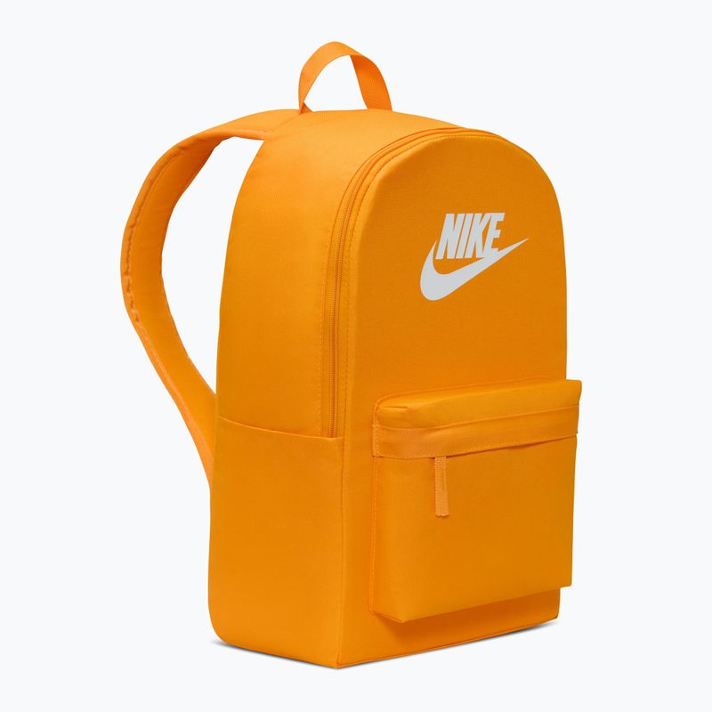 City-Rucksack Nike Heritage 25 l university gold/university gold/white 2