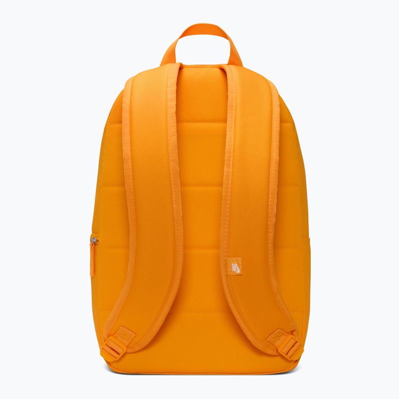 City-Rucksack Nike Heritage 25 l university gold/university gold/white 3