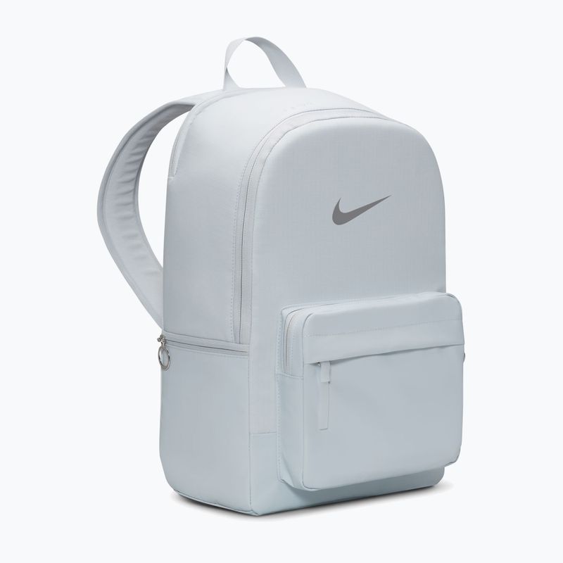 City-Rucksack Nike Heritage 23 l Pure Platinum/Metallic Silver 2