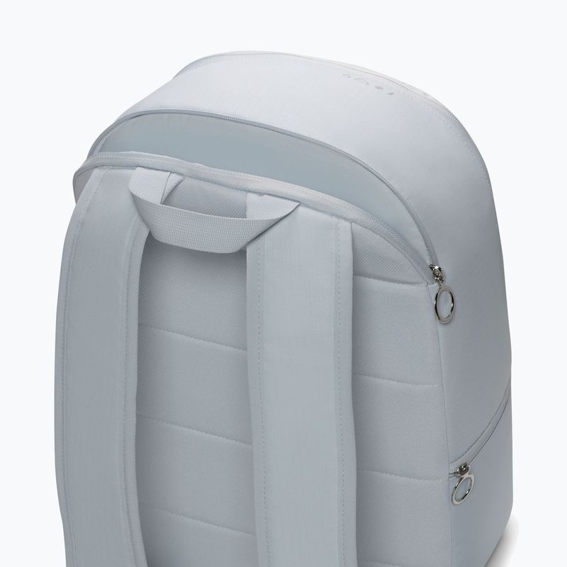 City-Rucksack Nike Heritage 23 l Pure Platinum/Metallic Silver 5