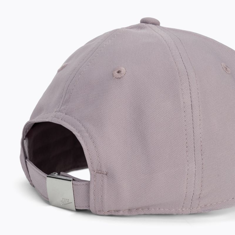 Basecap Nike Dri-Fit Club light violet ore/metallic silver 4