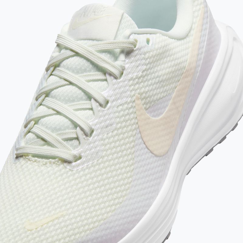 Damen-Laufschuhe Nike Revolution 8 sail/white/pencil point/chalk 8
