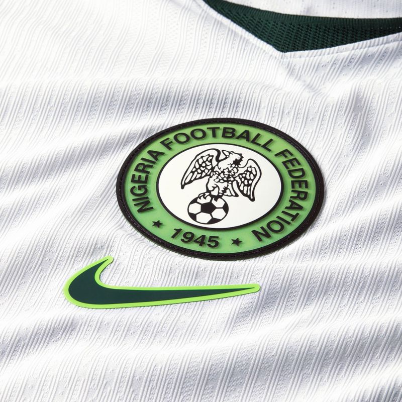 Herren-Fußballtrikot Nike Nigeria 2026/27 Match Away white/green glow/black 3